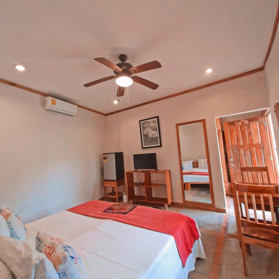 Hotel Santa Catalina Panama Екстериор снимка