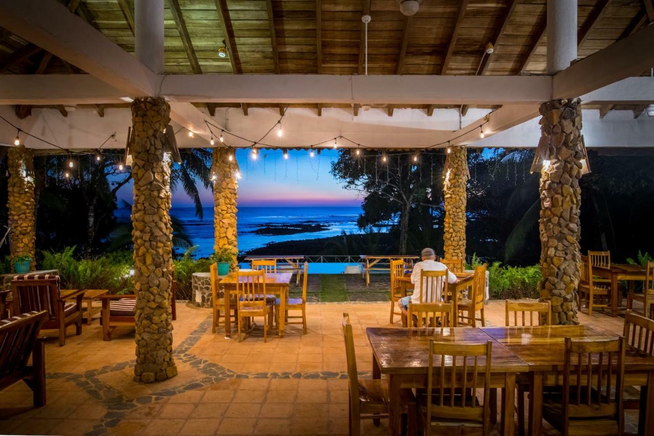 Hotel Santa Catalina Panama Екстериор снимка